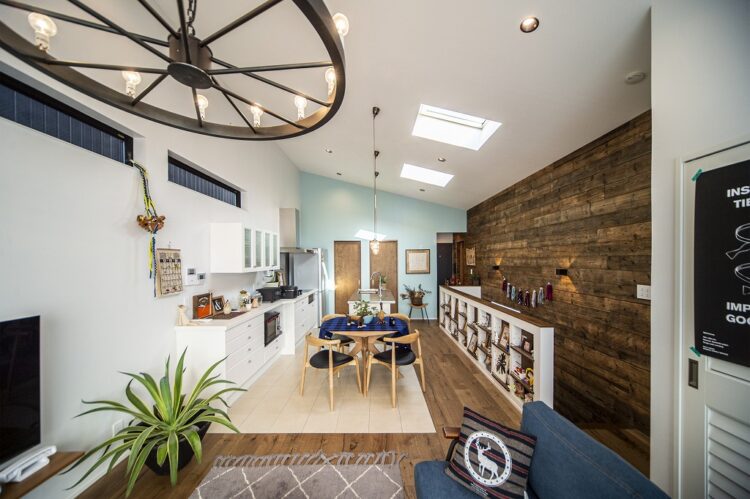 家族写真をおしゃれに！おすすめポーズや構図・撮り方をマスターしよう写真館スタジオアリス写真スタジオ・フォトスタジオ