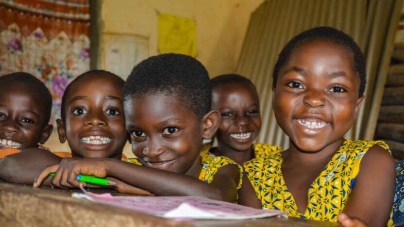 11 17 アフリカのスラムに学校を作る～子どもたちの笑顔、命の輝き〜国際交流NGOピースボート