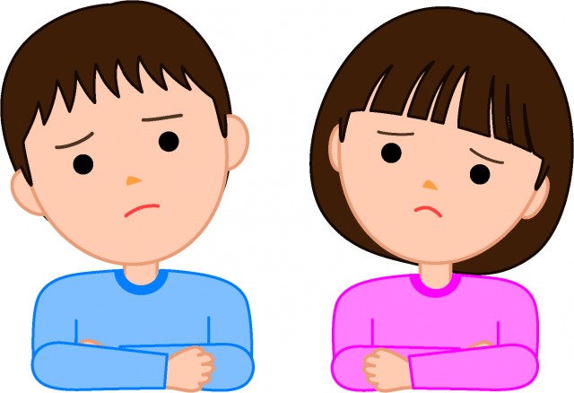 遊んでいる女の子 幼児 のイラスト無料のフリー素材 イラストエイト