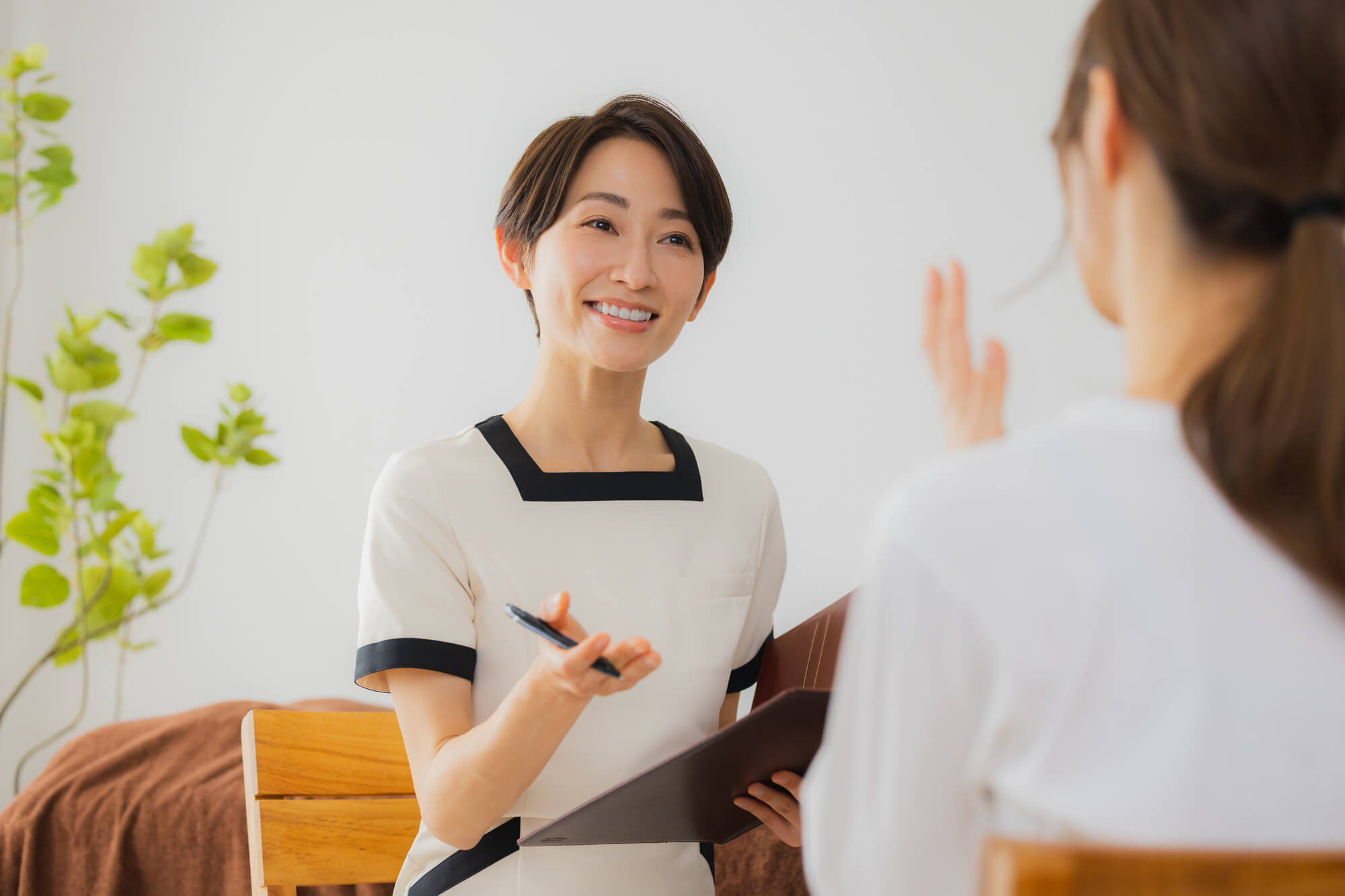 アロマセラピスト | 理容・美容・ヘアメイク | 未来の仕事を探せ！