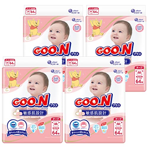 斬新？ こわい？ 巨大な「ベイビーヘッド」を大人が被ってみたら、赤ちゃんのすごさが見えてきたのびのび子育て応援サイト nobico のびこ