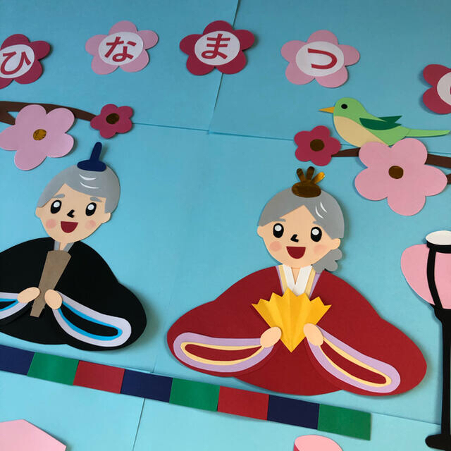 3月壁面梅飾り 高齢者TikTok