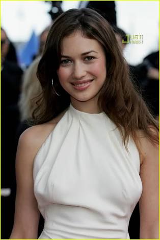 オルガキュリレンコは６カ国語を操る才女！？壁紙やかわいいインスタ画像を厳選！真木よう子と似てる！？身長や年齢,子供や夫 彼氏 などwiki的まとめ –海外ドラマ情報