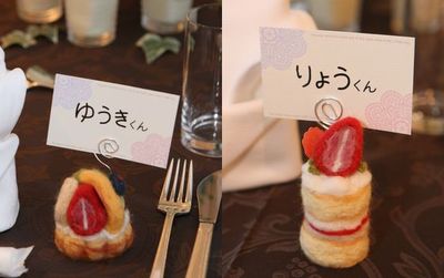 a__chanはInstagramを利用しています:「 席札完成👌💗💓 . 会社関係者は、漢字 子供はひらがな 友達は英語🕊🕊🕊 .まとまりはないけど 結局これが１番いいっ！ ってことになって 🤔🤔💭💭 . ドライフラワーのかすみ草が きゃわいい😍💗 .プレ花嫁さんと繋がりたい