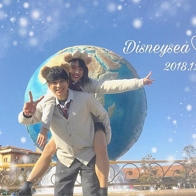 おでこくっつけポーズ キャステルCASTEL ディズニー情報