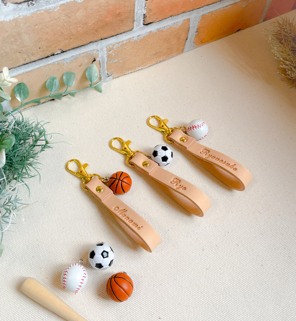 卒団」のアイデア 28 件卒業カード 手作り, アルバム 手作り, 部活 お守り 手作り