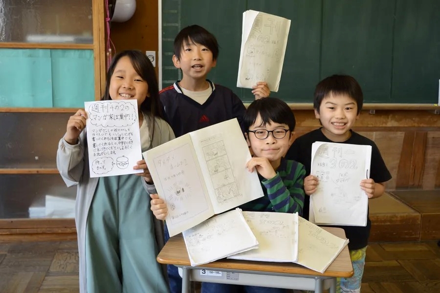 青木家が放送禁止になったヤバい理由が 母親が失踪した直後に次女・あざみが父親の子供 を孕み産んだ真相に驚きを隠さない 『大家族』のまさかの現在の姿や職業 夫が逮捕された真相に言葉を失う