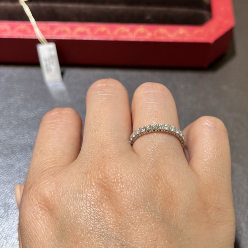 カルティエの結婚指輪 名品リングは