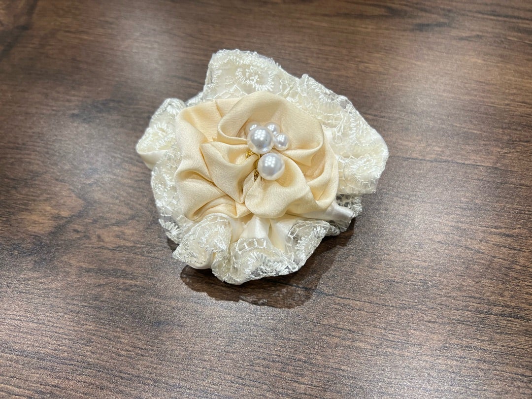 入学式に！100均の造花でコサージュを簡単手づくり♪ ダイソー・セリアLEE