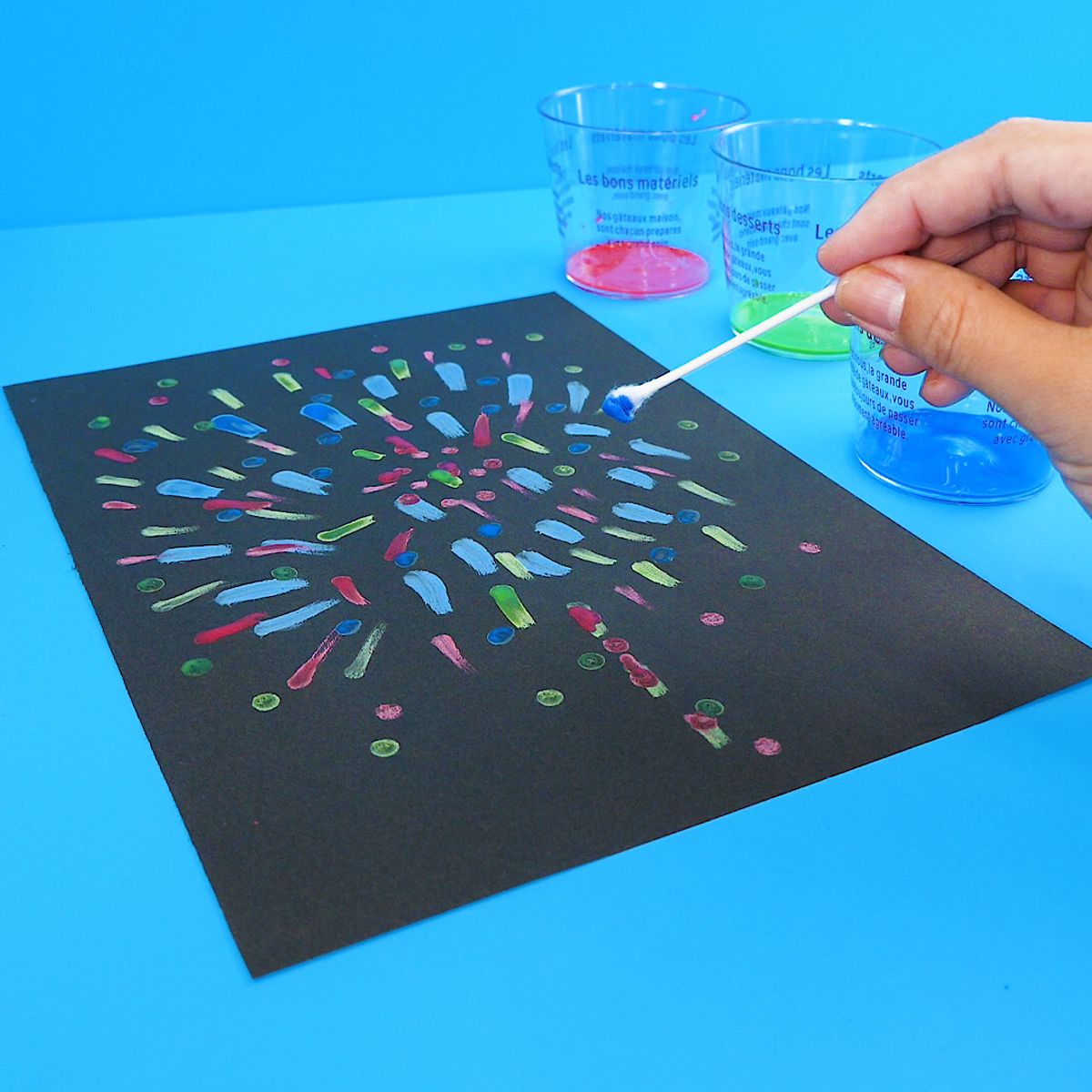 保育・夏製作 ストロースタンプで花火を描こう！ ２歳児、３歳児、４歳児～男性保育士あつみ先生の保育日誌 おすすめ絵本と制作アイデア