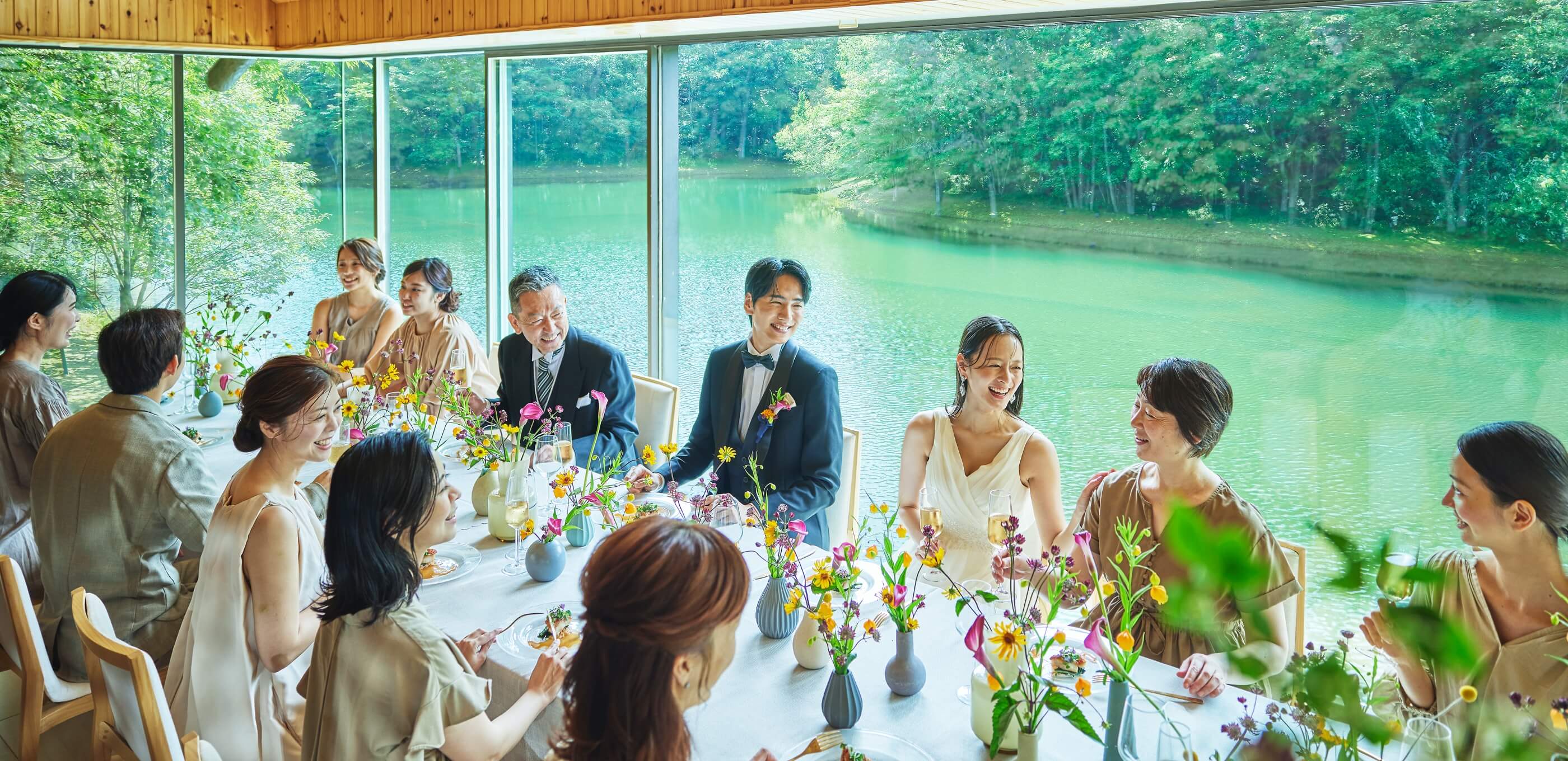 ブライズメイドの次なるブームは「グルームズマン」？！アツメル結婚式レシピ 買える結婚式アイテム Wedding Mart ウェディングマート