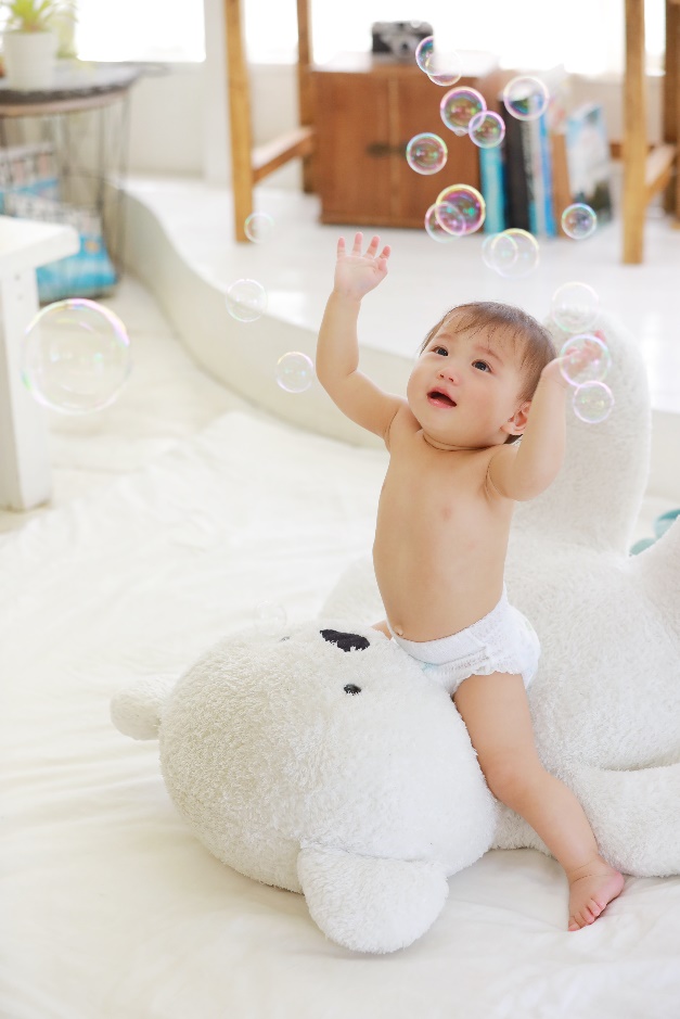 Amazonテープ 新生児サイズパンパース オムツ さらさらケア~5kg76枚パンパースおむつ