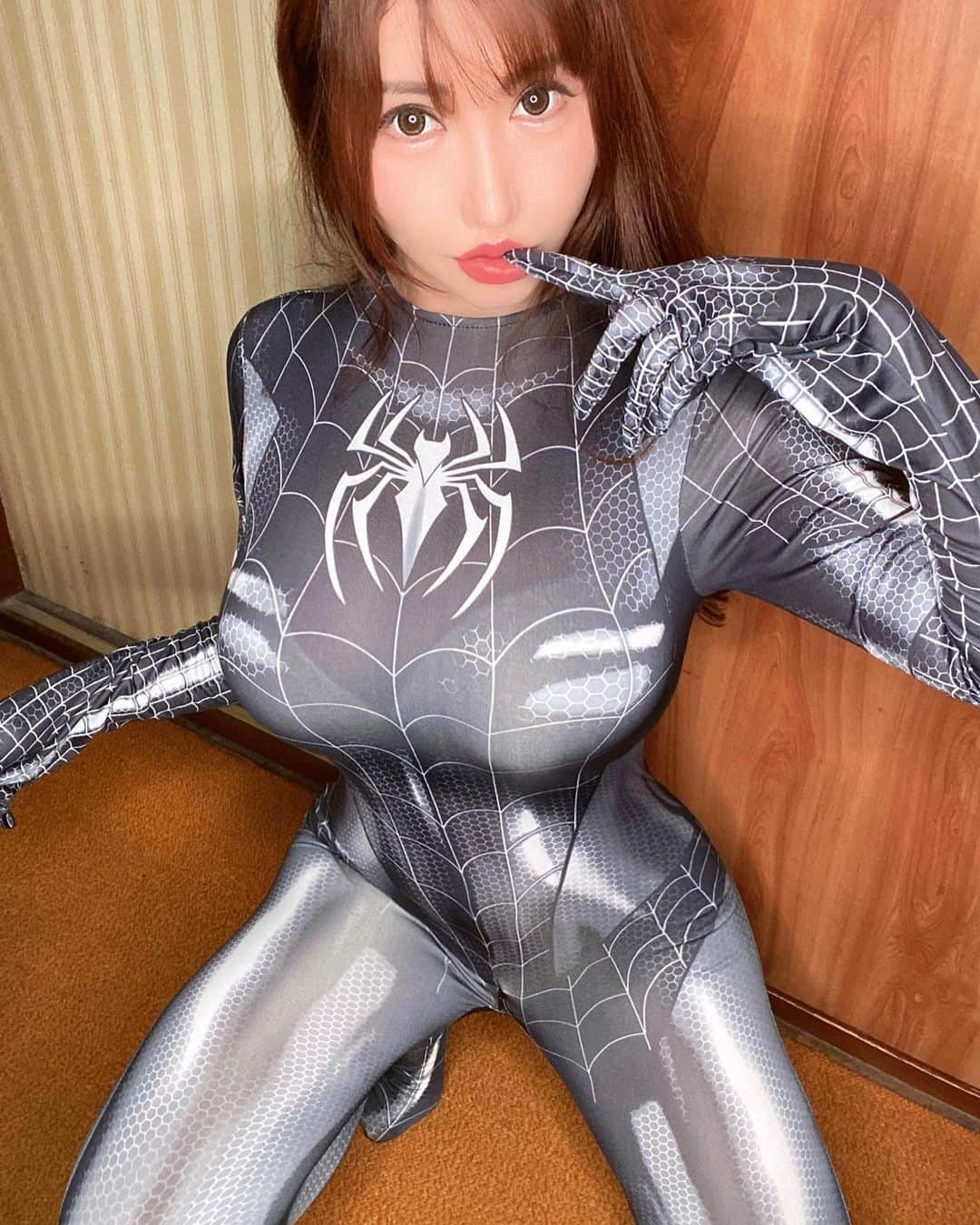 ルネ＞マンション管理人に脅迫されてAV堕ち❤スパイダー騎乗位で種付けされてるけど夫は夫で浮気してるし仕方【エロアニメ】 - エロアニメタレスト