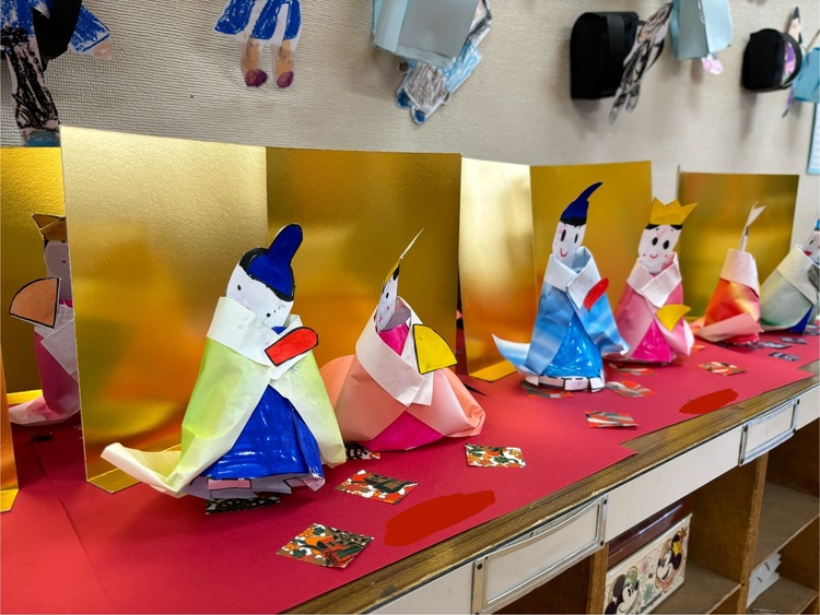 個性的な顔、形 出羽遊心館 わらべのひな祭り開催2009年02月21日付紙面より荘内日報ニュース−山形・庄内荘内日報社