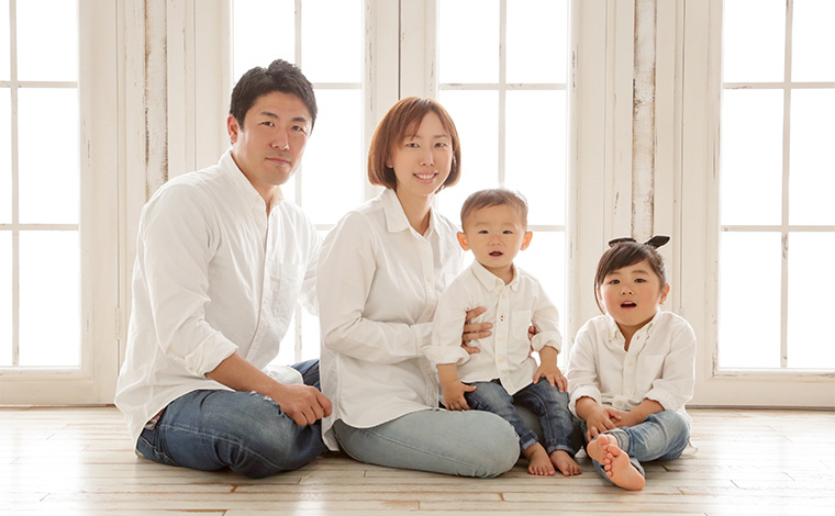 家族写真の服装はどうしたらいい？スタジオへ行く前の準備のポイント5選！フォトスタジオ・子供写真館スタジオポスト