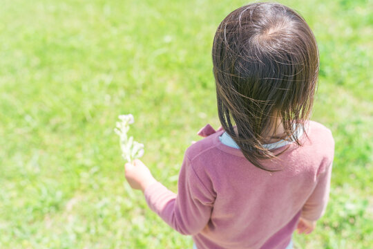 3ページ目公園の子供の後ろ姿の写真素材写真素材なら「写真AC」無料 フリー ダウンロードOK