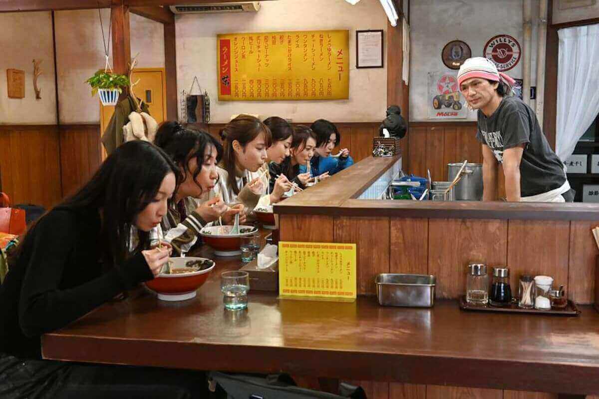 菜々緒インスタにレアな実兄登場 おんぶされる2ショット公開 - エンタメ - ニュース クランクイン