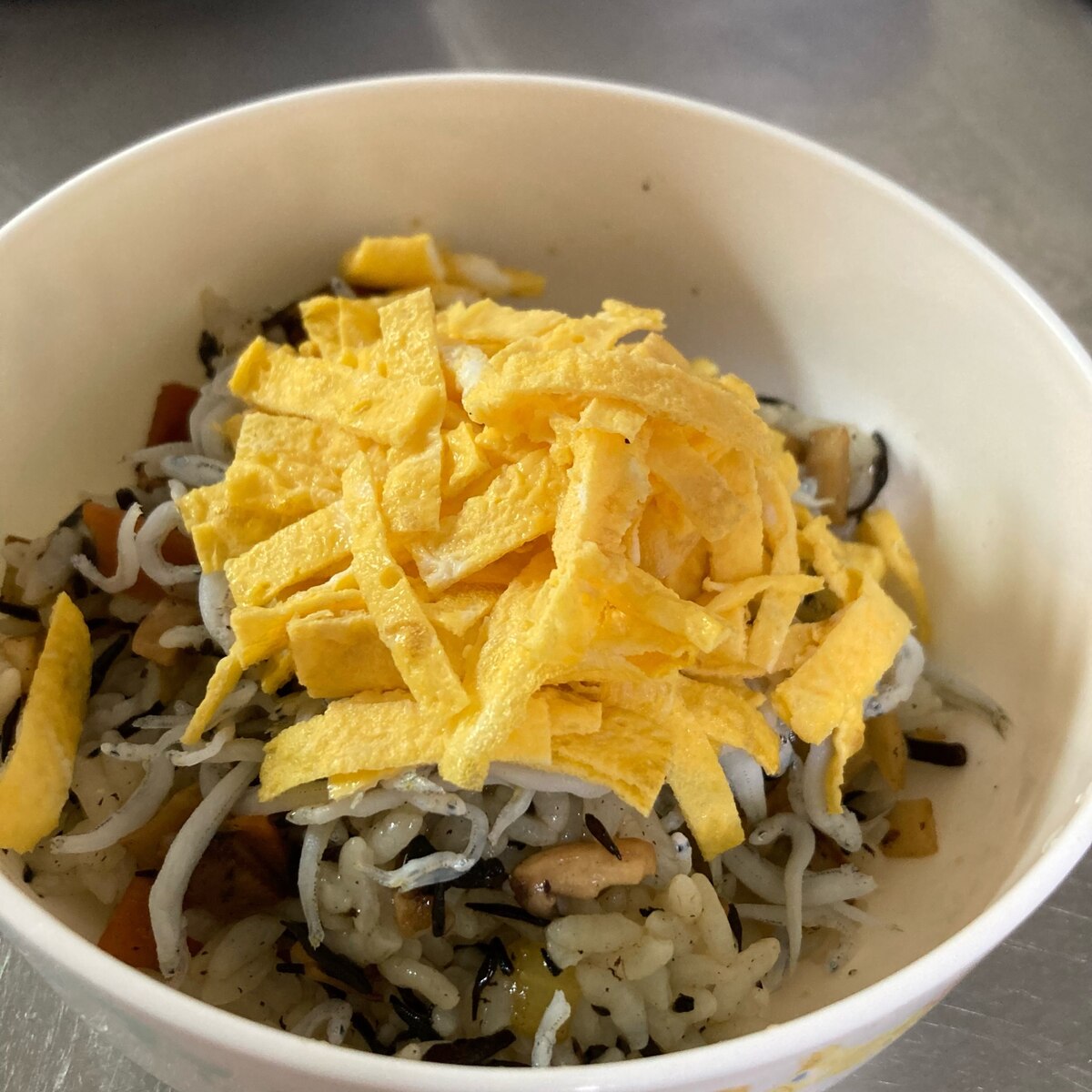 我が家定番の子供ウケ抜群親子ちらしクラシル