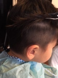 自宅で簡単セルフカット！子供のツーブロックの切り方とバリカンの使用方法