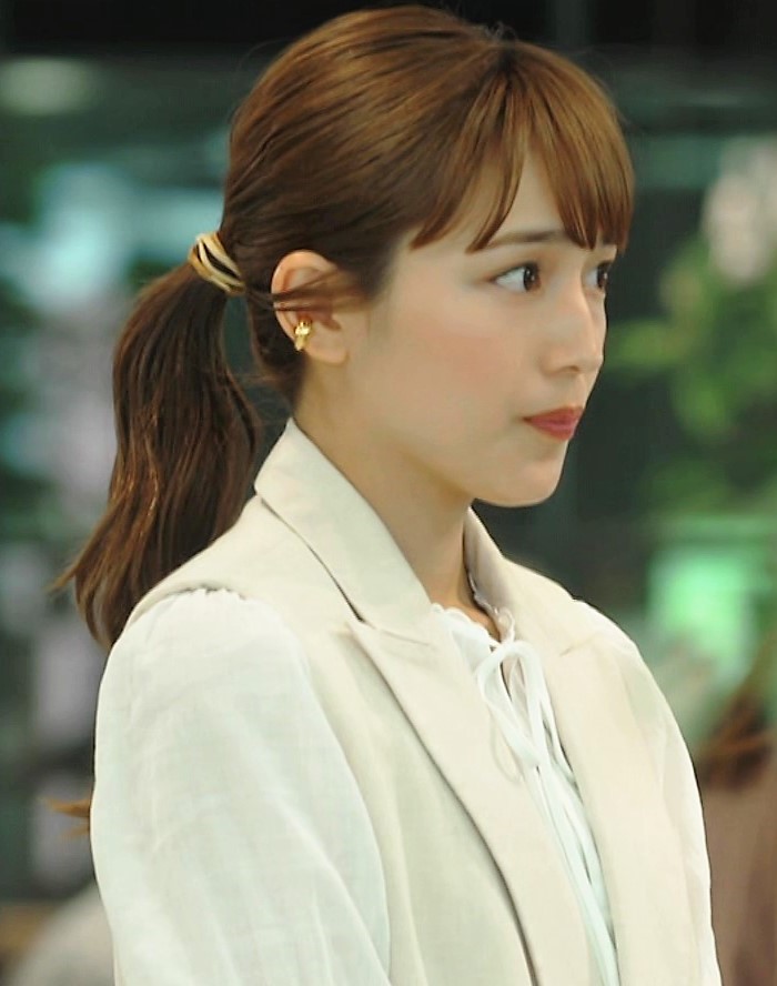 ドラマ「着飾る恋には理由があって」で中村アンさんが着用したドレスが知りたい♡