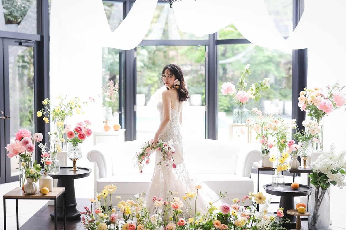 地面から直接生えている系のアレンジって？結婚式高砂最新トレンド10選ARCH DAYS