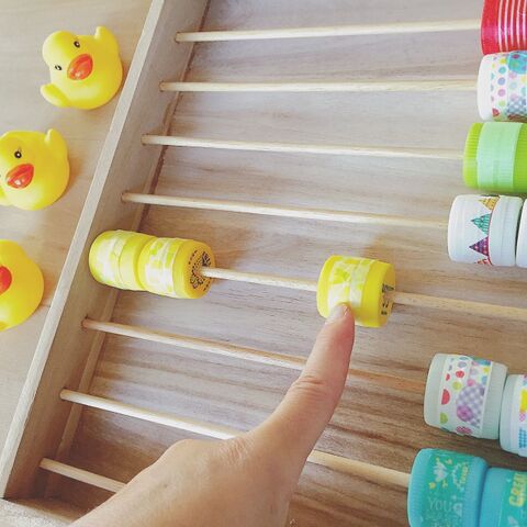 ここまで楽しめる！ペットボトルキャップを使ったアイデア遊び16選保育と遊びのプラットフォーム ほいくる