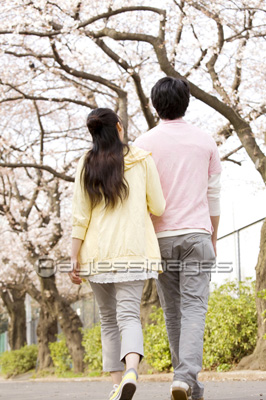 腕を組むカップルイラスト - No: 22828421無料イラスト・フリー素材なら「イラストAC」