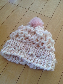 棒針編みでアラン模様のスヌード・ネックウォーマーを子どもに手作り編むラボ