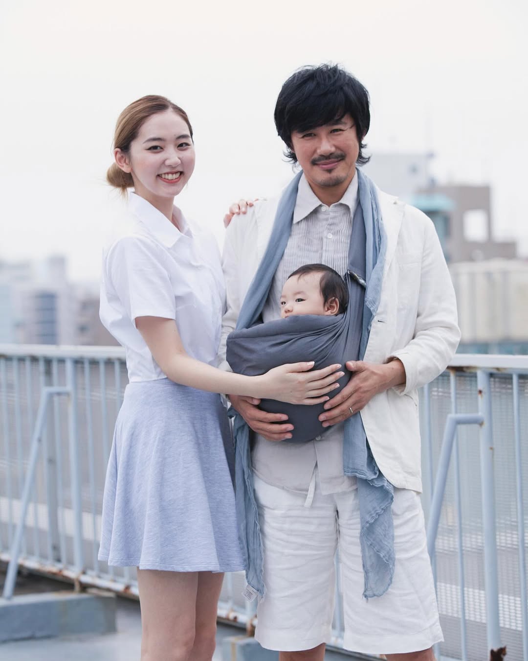 俳優・鈴木一真､11歳長男の発達障害を公表｡渡米まもなく､1歳の息子から言葉と笑顔が消えた・｡家族の10年間の道のりたまひよ