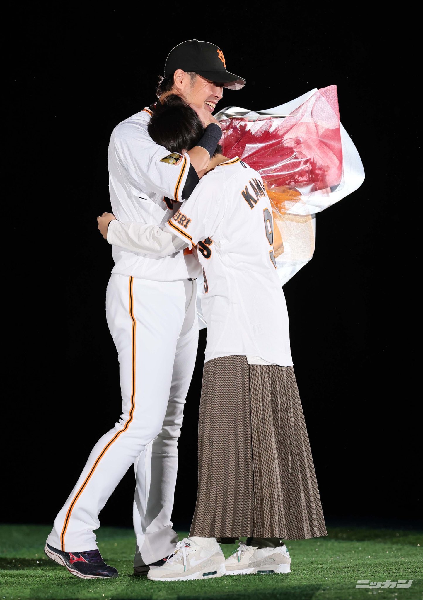 楽天市場 野球カード巨人亀井の通販