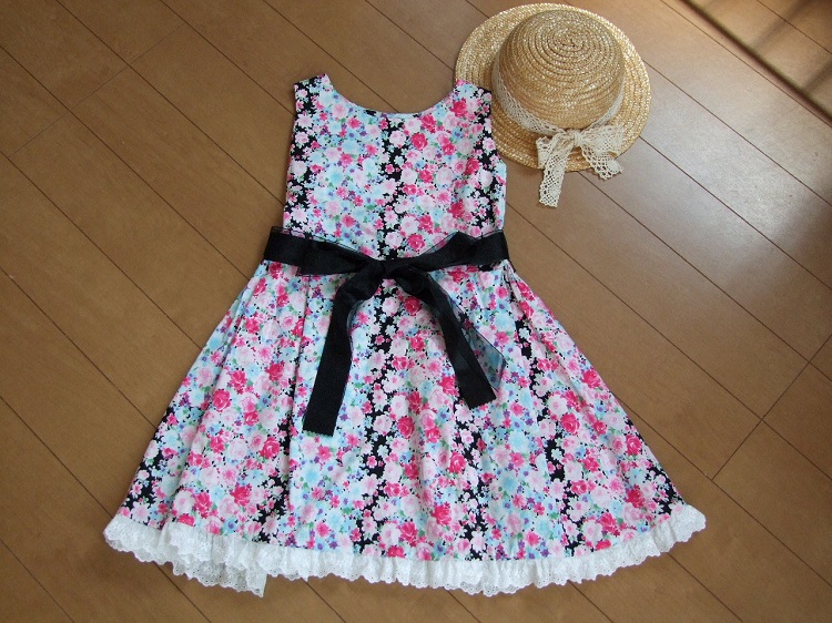 型紙なしで簡単に！子供用ワンピースの作り方Craftie Style