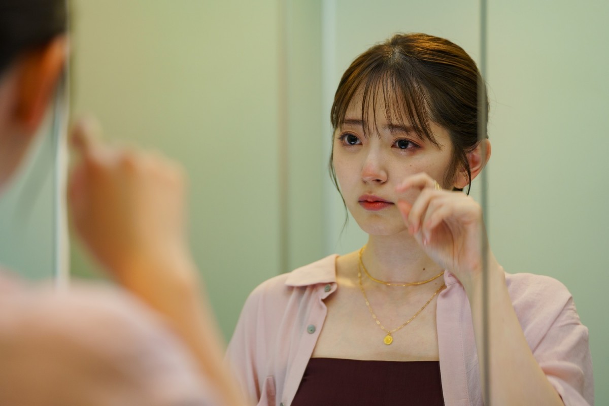 Bijou de famille 💍💚 お母さんから譲り受けた宝物。 お正月に実家に帰った時に、30歳目前ということでいくつかくれたんだ。とっても贅沢でドキドキするアイテムばかりなんだけど、大切に大切に、その日のファッションと相談しながら毎日お守りがわりに付けてます