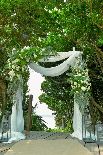 ウェディングドレスのレンタル料金相場と注意点みんなのウェディングニュース