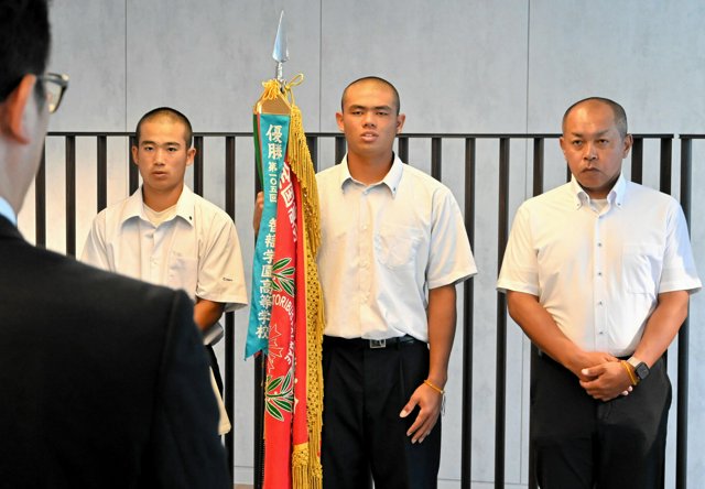 智弁学園 監督の娘TikTok
