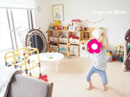 小さな子供がいるリビングをスッキリ見せるコツ＆オススメ10選COVEARTH MAGAZINE