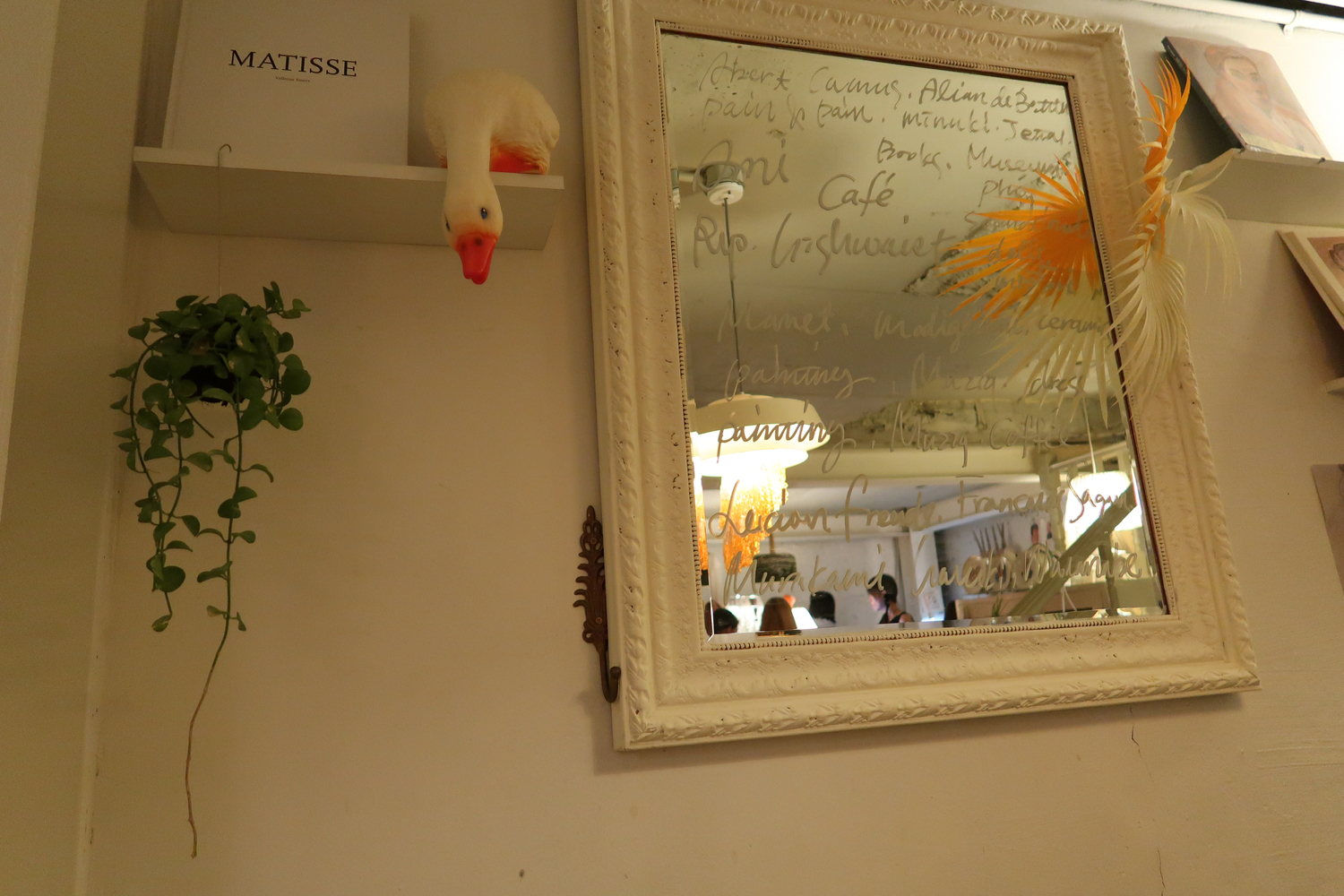 ウンザリ？ それとも共感？「惚気話」をする人の心理や聞きたくないときの上手な対処法をご紹介Oggi.jp