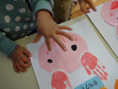 思い出帳作り : 慶応幼稚園ブログ 未来の子どもたちへ ～Dream Can Do！Reality Can Do!!～