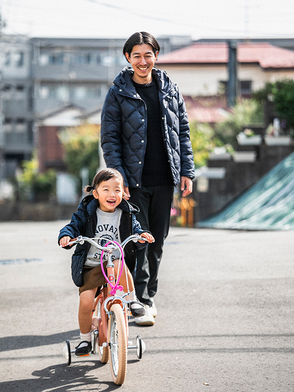 メンズ アウター 新作 ビジネス ジャンバー コート父親 紳士用 メンズトップス レジャー ゆったり 秋冬 公園でのパパファッション 冬 編 寒さ対策＆動きやすさ重視のコーデ例を伝授！ - 30代・40代・50代からのメンズファッション通販Dcollection