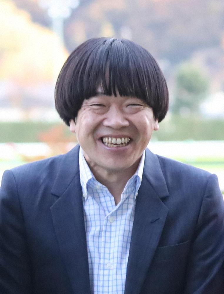 右のおかっぱ頭の芸人さんの名前を教えて下さい！ - タートル- Yahoo!知恵袋