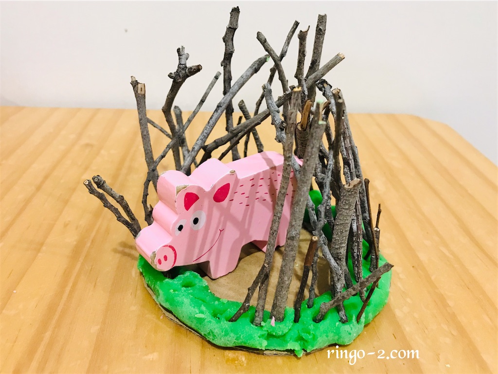 ガーデンオーナメント ソーラーライト 3匹のこぶた レンガの家オーナメント ガーデンライト エクステリアライト セトクラフト:リビングート ヤフー店 - 通販 - Yahoo!ショッピング