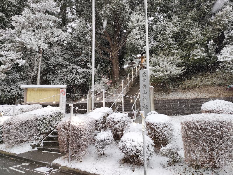 雪積もってますね #多摩市 #永山タウン