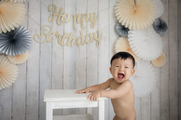1歳のお誕生日記念の女の子 家族で紡ぐ「家族写真」 店舗ブログプレシュスタジオ