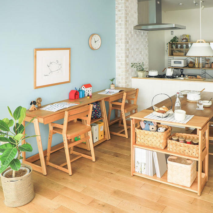 兄弟イロチ♪IKEAのデスク♪LEE