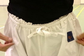 ヒモの結び方～絶対ほどけない～ズボンの紐空手・柔道・合気道ほどけにくくする方法