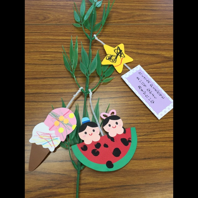七夕飾り 1歳児と手作り製作！材料は100均ダイソーで揃う - うよきょくせつ