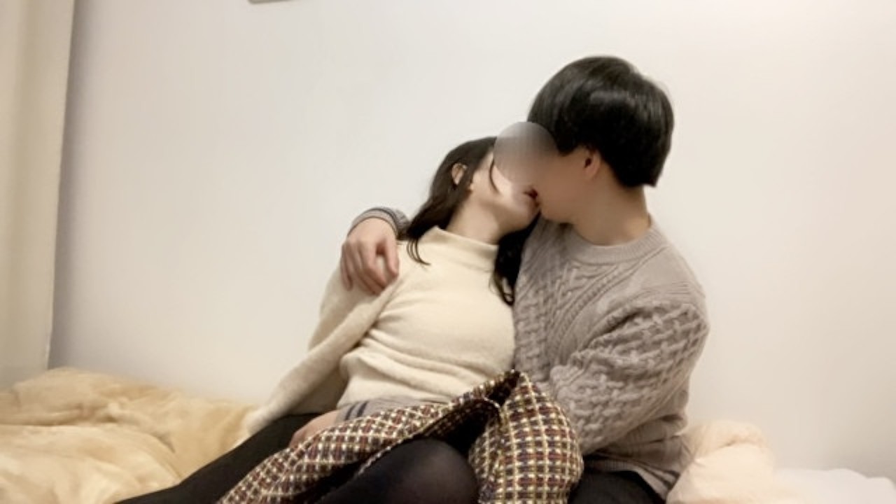 唾液交換で相手との相性がわかる!? 唾液キスだけで濡れてしまう心理やその理由とは？