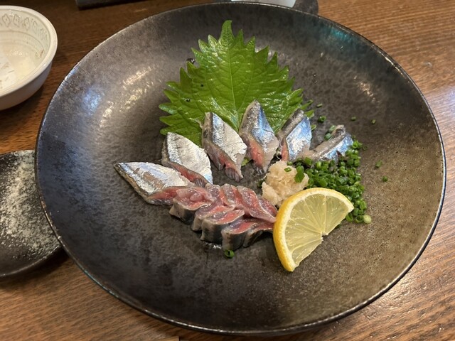 11TheRockの梶さんです🙌 「11の日~梶さん卒業編~」に 沢山のご来店頂き、 誠にありがとうございました🙇‍♂️ 感動的な終わりではなく、カオスな終わりで、 なかなか僕らしい卒業編だったと思います😂 平日から楽しい夜を本当に ありがとうございます😭 さぁ、今夜も