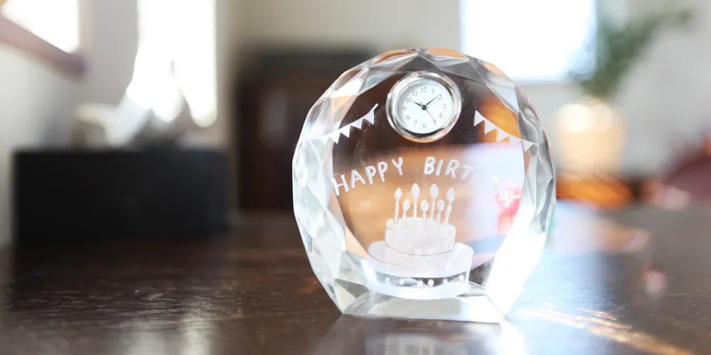 プレゼントに添えたい♪手作り「誕生日カード」のアイデア集＆おしゃれな誕生日カード20選キナリノ