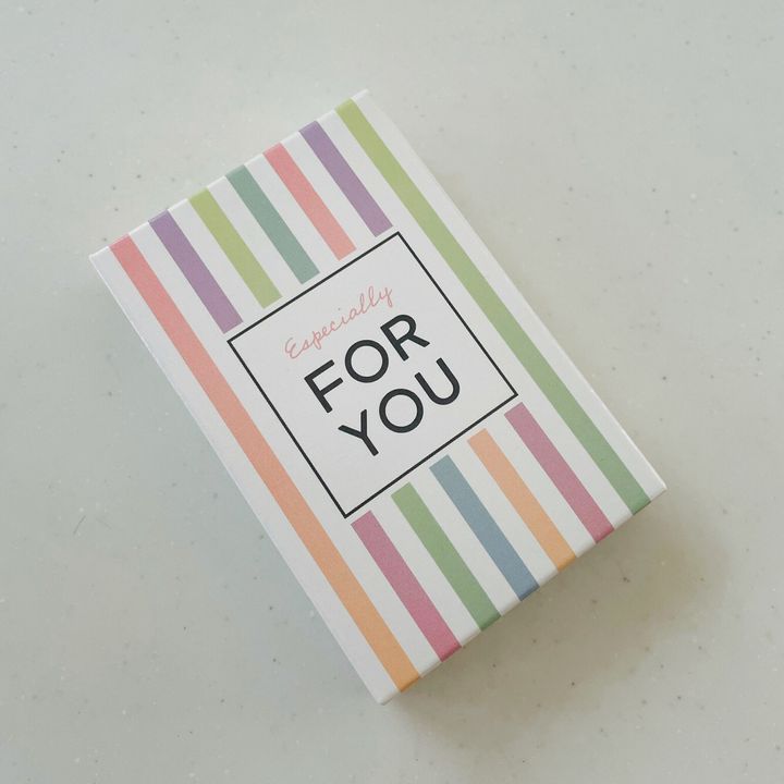 寄せ書き色紙のおすすめ20選！写真入りやシールタイプもHEIMハイム