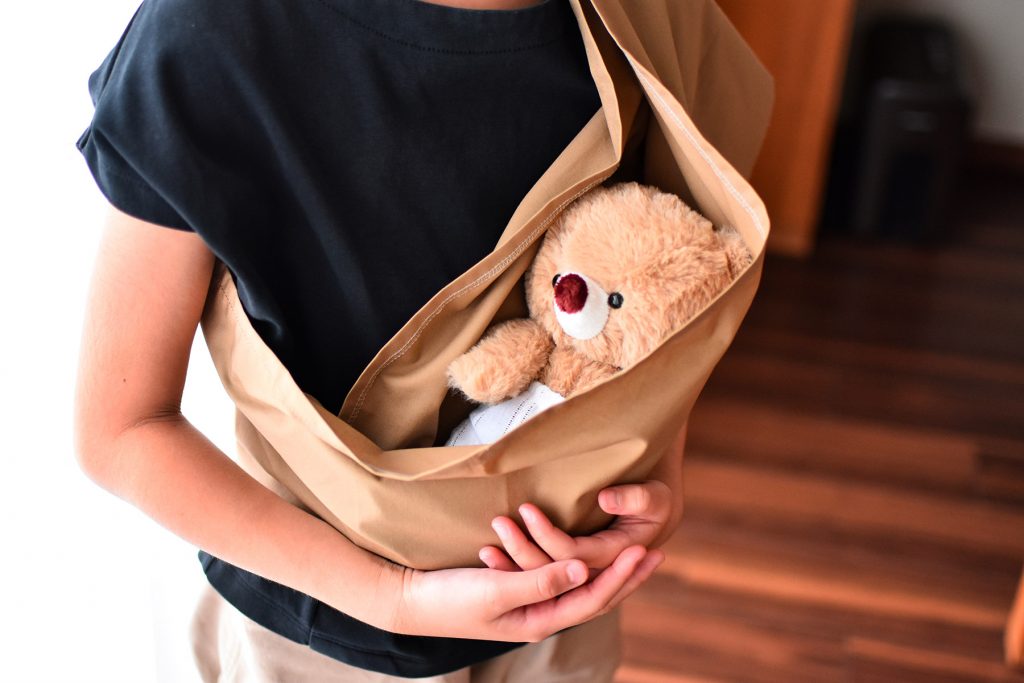 工作コラム 「わたしもママよ！」おままごと用おんぶひも〜素材 幅広ゴム〜保育と遊びのプラットフォーム ほいくる